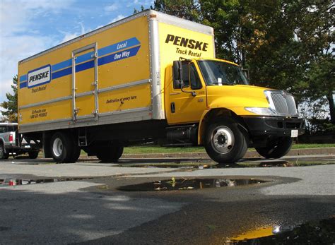 penkse truck rental